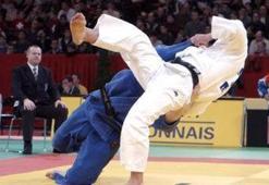 Judoda 3 bronz kazandık
