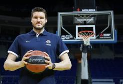 Eski Fenerbahçeli Barış Hersek, Fethiye Belediyespor'la basketbola dönüyor