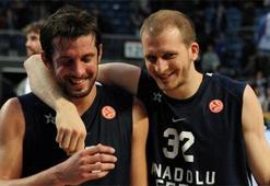 Anadolu Efes'te mutluluk hakim