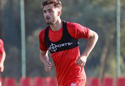 Sivassporlu Volkan Eğri, Sivas Belediyespor'a transfer oldu
