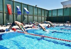 Havuzlar spor okuluyla şenlendi