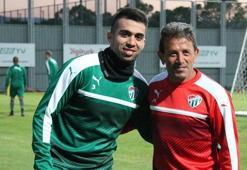 Bursaspor'da Emre Taşdemir sevinci