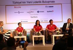 Türkiye'nin şampiyon satranççıları Sports&Business Zirvesi'ndeydi