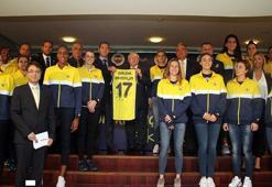 ‘Fenerbahçe ile birlikte olmaktan gurur duyuyoruz'