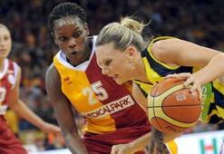 Ezeli rakipler Avrupa derbisine çıkıyor