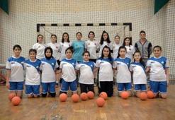 Osmangazi Belediyespor, Hentbol Akademi sporcularıyla yeni sezonda bölgesel ligde mücadele edecek