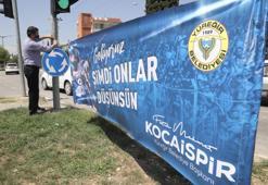 Yüreğir, Adana Demirspor pankartları ile donatıldı