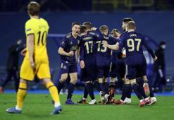 Mislav Orsic attı, Jose Mourinho yıkıldı... Dinamo Zagreb, Tottenham karşısında tarih yazdı!