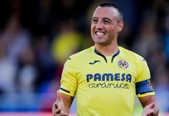 Beşiktaş'ta sürpriz transfer hamlesi: Santi Cazorla'ya teklif yapıldı