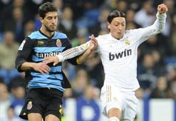 Mesut Özil asist lideri