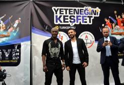 Diyarbakır'da Ahmet Dursun ve Yattara'ya büyük ilgi