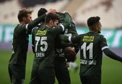 Bursaspor takım oyunuyla gollerini buluyor