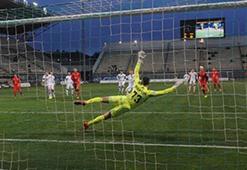 Zorya Luhansk evinde galip