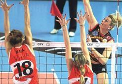 Vakıfbank acısını Avrupa'da çıkardı