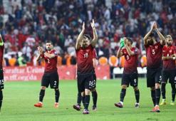 Rıdvan Dilmen'in İzlanda-Türkiye maçı tahmini
