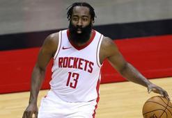 Houston Rockets, eski yıldızı James Harden'ın formasını emekli ediyor