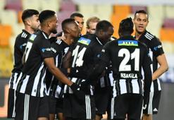 Beşiktaş açıklaması: Vasat da oynasa...