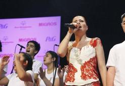 Özel alışverişe Candan teşekkür