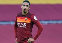 Roma, 15 milyon euro'ya Chris Smalling'in bonservisini aldı