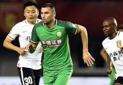 Burak Yılmaz penaltı kaçırdı