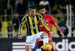 Kasımpaşa Fenerbahçe canlı / grafikli anlatım. İşte 11'ler