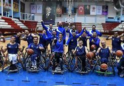 İzmir, gönüllerin şampiyonu oldu
