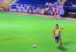 Kasımpaşa-Fenerbahçe maçında ilginç görüntü