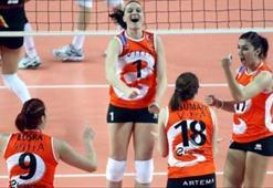 Demir yumruk zirvede