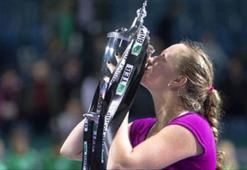 Şampiyon Kvitova! 2-1