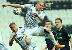 Beşiktaş'ta tek fire Domagoj Vida