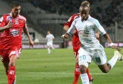 Marsilya Ayew ile güldü: 2-0