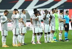 Beşiktaş - Konyaspor maçına futbolcular mor gözlüklerle çıktılar!