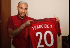Quaresma'dan Papa'ya forma