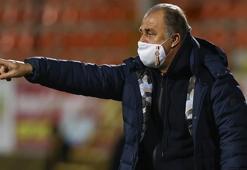 Galatasaray'da Fatih Terim'den yönetime: Ömer Bayram'ın sözleşmesini uzatın!