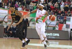 Pınar Karşıyaka - Kiev Basket maç sonucu: 88-67