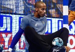 Porto'lu oyuncu idmanda kalp krizi geçirdi