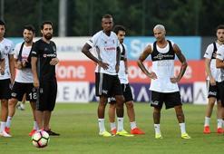 "Futbolcunun yatak odasına gireceksin"