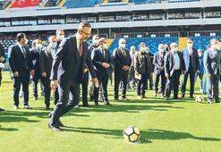 Bakan Kasapoğlu: Adana'ya hayırlı olsun