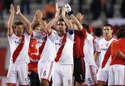 River ilk maçında galip