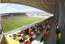 İzmir Bornova Stadı'nın adı ne? İzmir Bornova Stadı nerede, kapasitesi ne kadar? İzmir Bornova Stadı kaç kişilik?