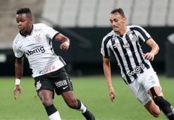 Santoslu oyunculardan derbi zaferi sonrası muhteşem sevinç!