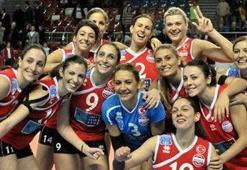 Şampiyon Vakıfbank sezonu açtı