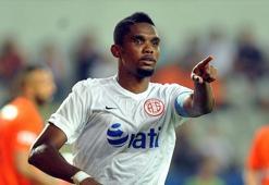 Cagliari Eto'o'yu transfer etmek istiyor