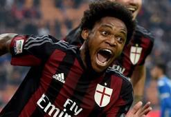 Milan Sosa için Luiz Adriano'yu önerdi