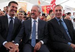 Coşkun Özarı unutulmayacak