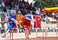 Atletizmde madalya yağmuru