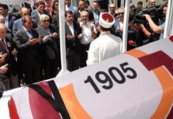Turgay Şeren son yolculuğuna uğurlandı