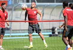 Galatasaray idmanında ayak tenisi turnuvası