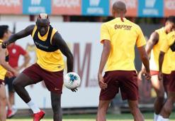 Galatasaray'da mı kalacak? Mbaye Diagne kafaları karıştırdı!