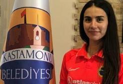 Kastamonu Belediyespor, Kübra Sarıkaya'yı transfer etti